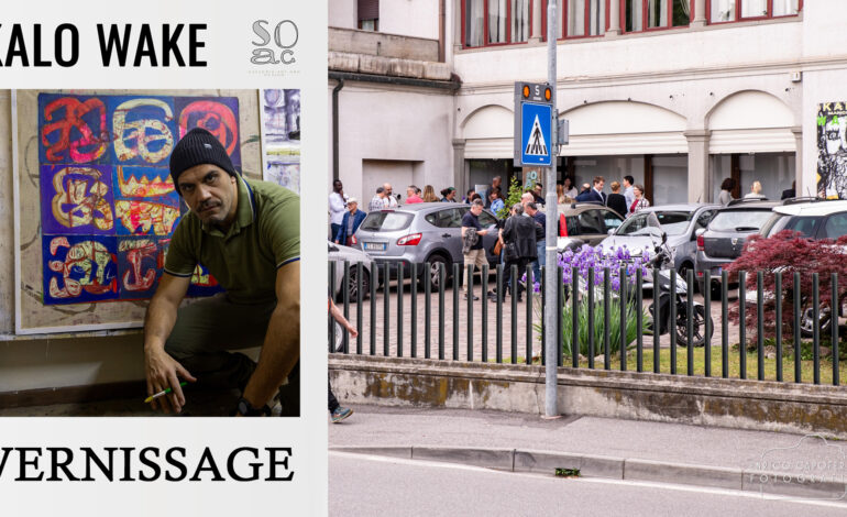 Vernissage della mostra “KALO WAKE”, intervista all’artista e impressioni dei visitatori